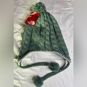 NWT The North Face women’s Beanie (Myrtle / Sea Spray Green)